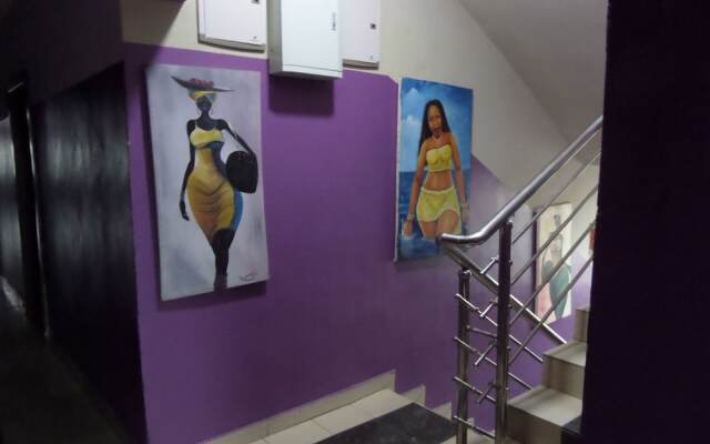 De Love Hotel