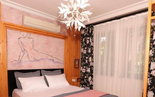 Sakiz Kizi Butik Otel