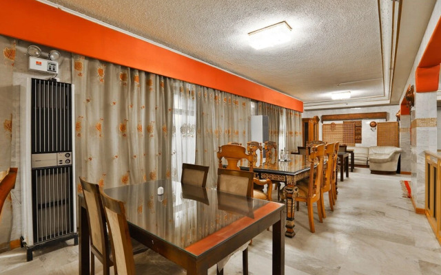 Oyo 395 Al Hafof Hotel
