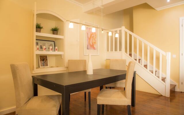B36 - Backstreet Duplex in Lagos by DreamAlgarve
