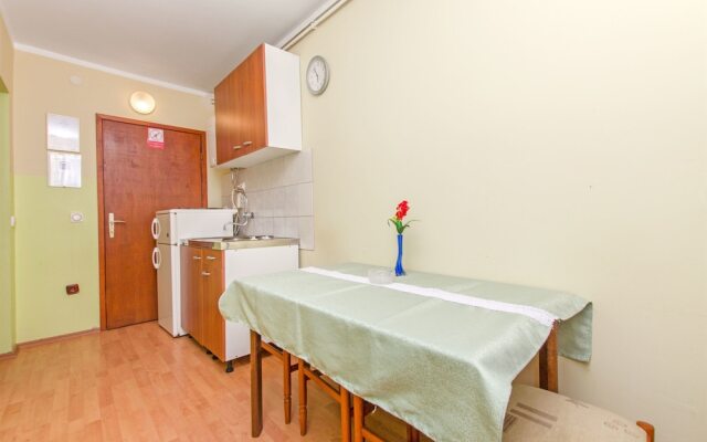 Apartments Mira 1210