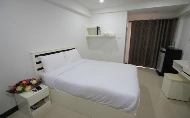 Toptel Ratchada 5 Apartment
