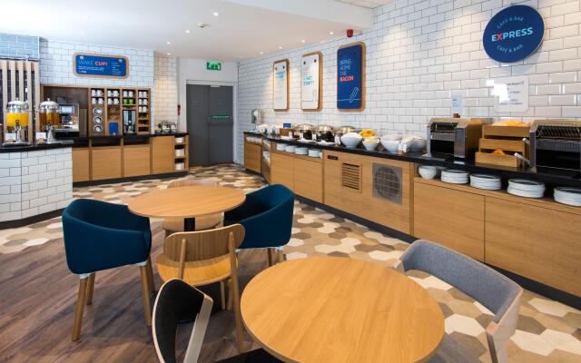 Holiday Inn Express Bristol City Centre by IHG