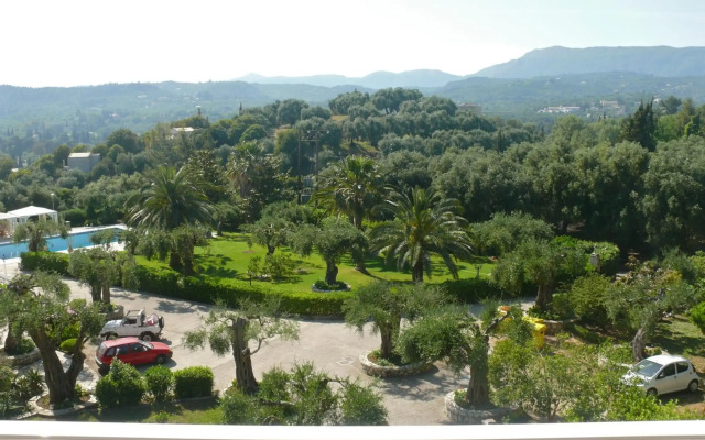 Nefeli Hotel