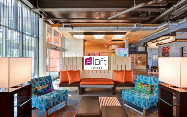 Aloft Phoenix Airport