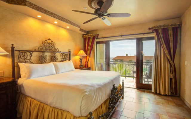 Ocean Lodge