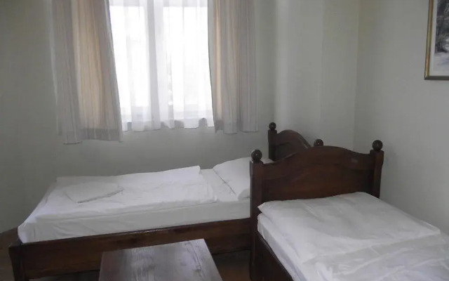 Apartment House Pater