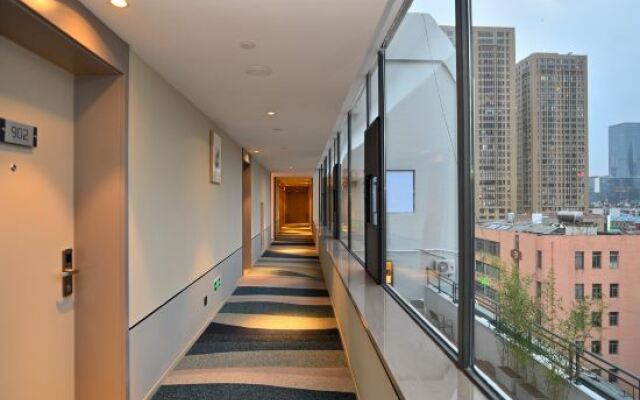 Homeinn Selected Hotel (Kunming Railway Station)