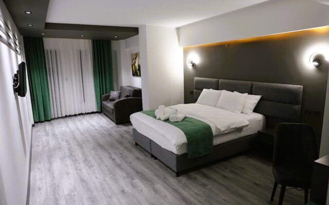 Aybek Ratio Hotel