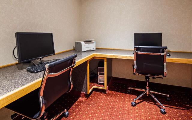 Best Western Royal Plaza Hotel & Trade Center
