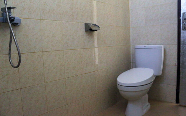 Citrus Tree Rooms - Shana