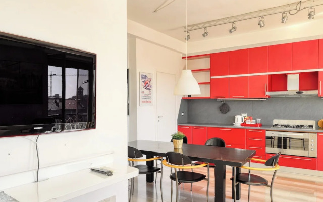 Stylish 2BR flat next to Navigli