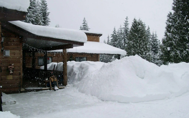 Shames Country Lodge