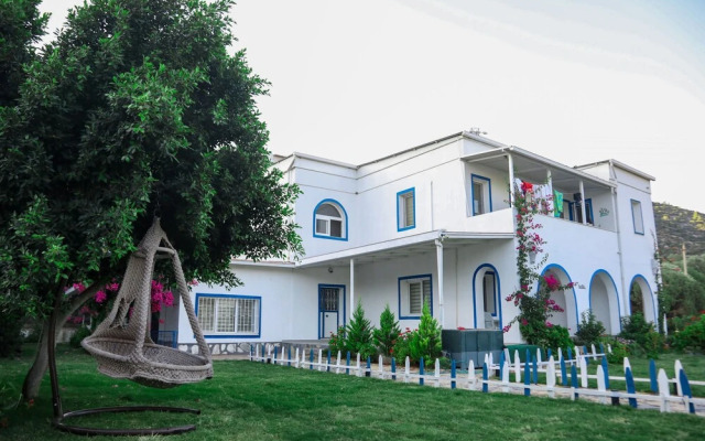 Yalıyanı Pansiyon