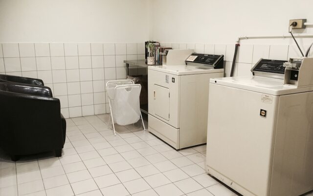 Green Garden Apartments-A