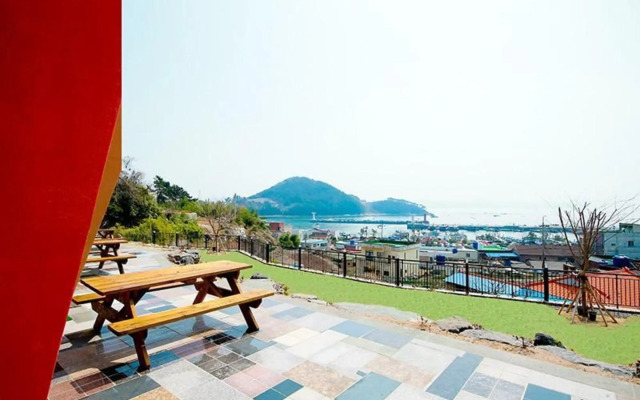 Changwon Gwaengibada Pension