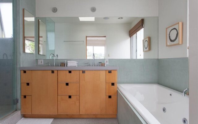 onefinestay - Mabery Road
