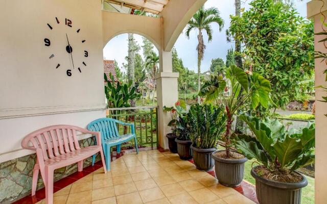 OYO 90080 Villa Lotus E06