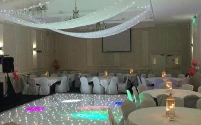 Dumbuck House Hotel