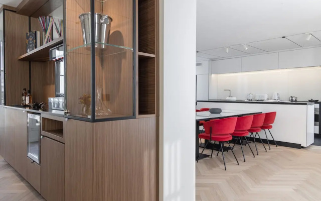 1.75 Paris La Source