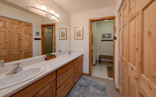 Cottonwoods 401