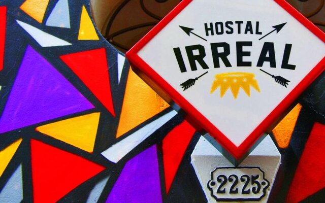 Hostal Irreal - Hostel
