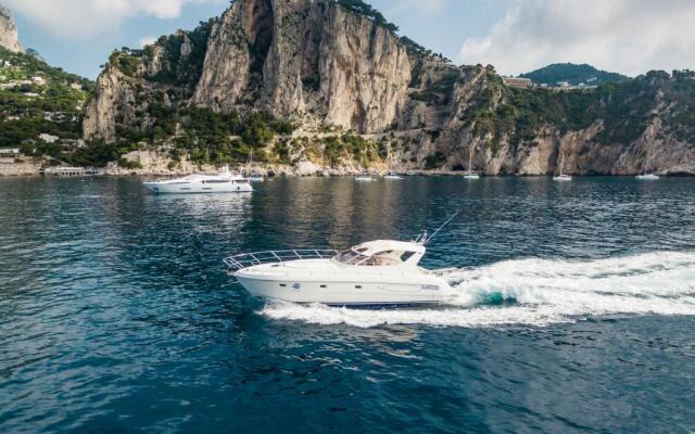 Rent Raffaelli40 in Capri