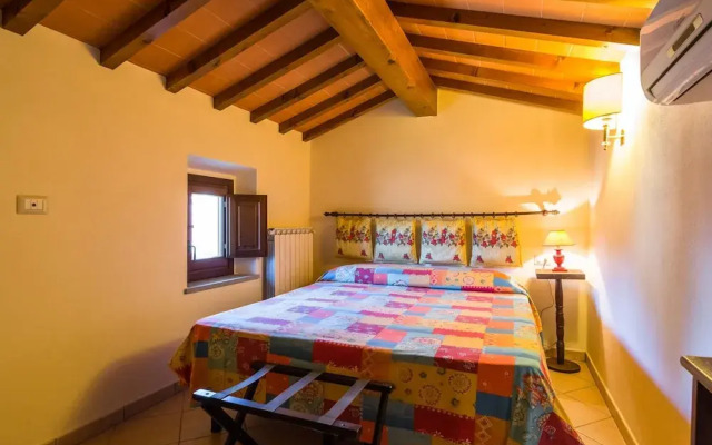 Beautiful Cottage in Dicomano With Swimming Pool