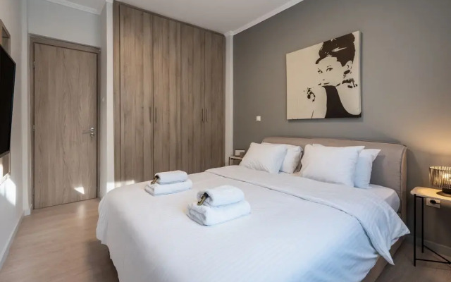 Modern Apartment in Exarchia