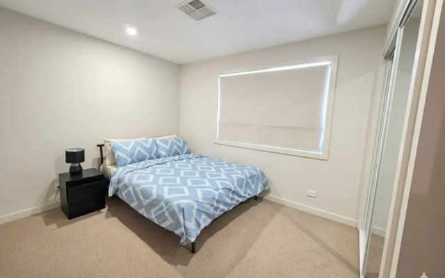 Stylish 2BR Retreat Near UC & Belconnen Mall – Guest Rooms – Belconnen