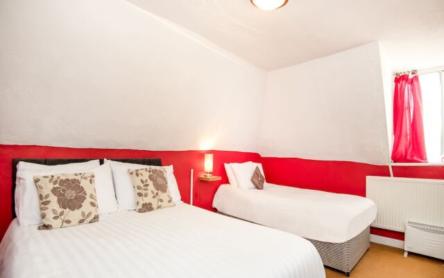 Hardwicke Arms Hotel