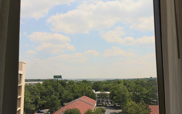 Ramada Plaza by Wyndham Atlanta Airport