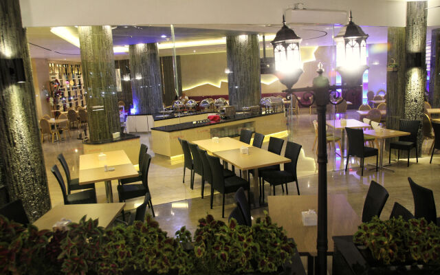 89 Hotel