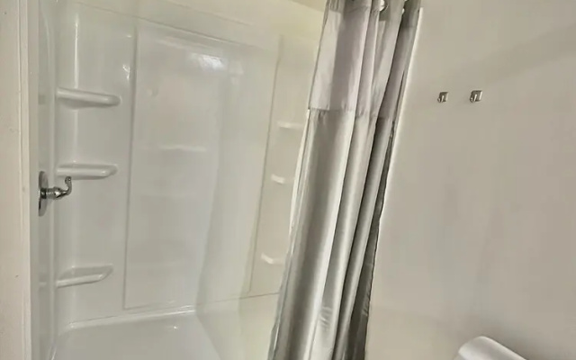 2BR Sunshine Town Condo