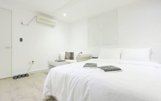 Yeongdeungpo The Moon Hotel
