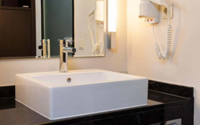 Trans World Hotel Donauwelle
