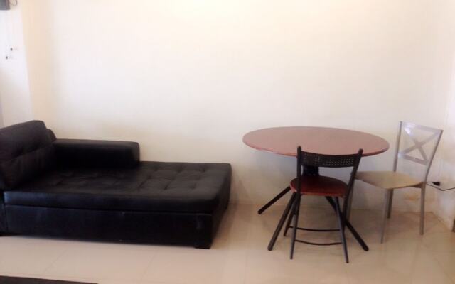 Smile Capsule Hostel