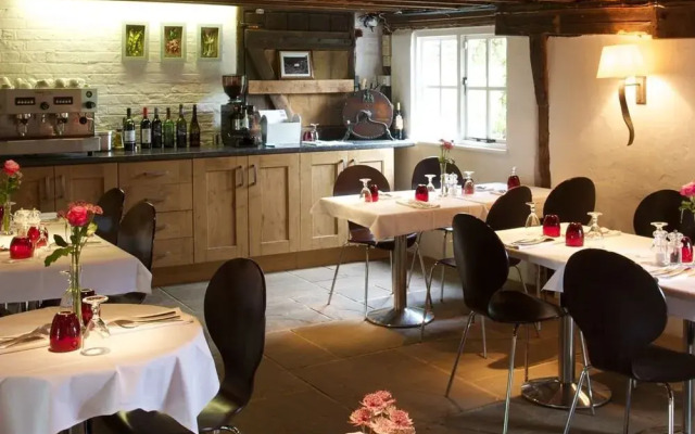 The English Wine Centre