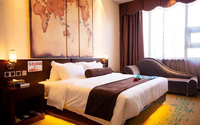 James Joyce Coffetel· Tianjin Olympic Center Lingbin Road Metro Station