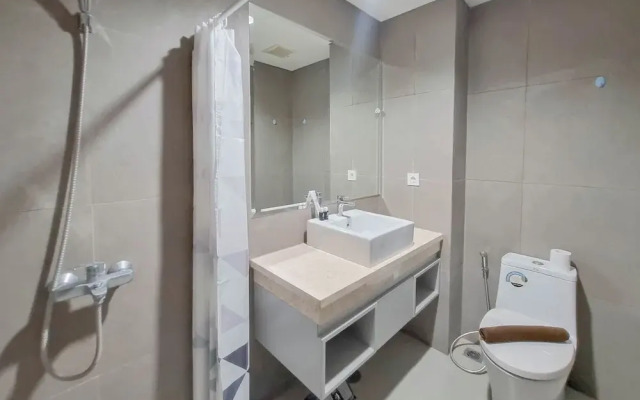 Homey And Scenic Studio At Patraland Amarta Apartment