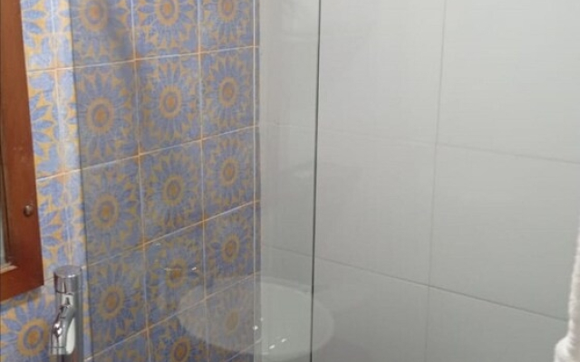 Ca-1 Gethsemane Room With Breakfast Included and Wifi