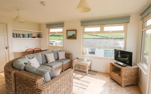 Siesta Chalet, BRIDPORT