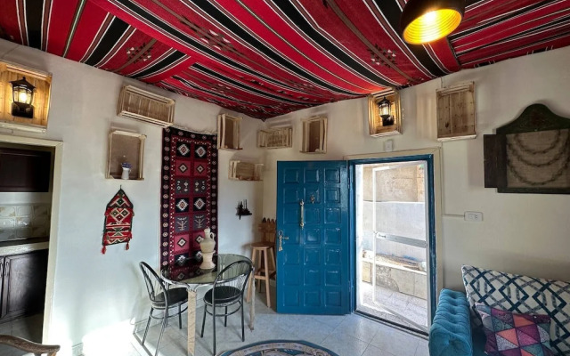 Antica Old Apartment Al-lwebdeh