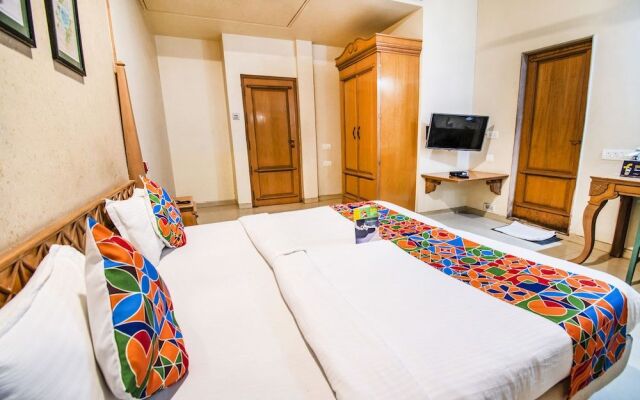 FabHotel Rajwada Baner