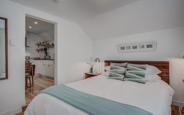 1BR Downtown Urbanitydining, Drink, Cafes & Escape