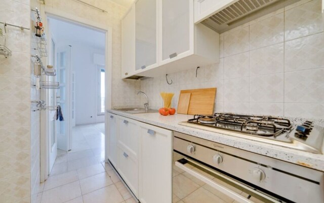 Amazing & Spacious 3bed Flat in Piramide