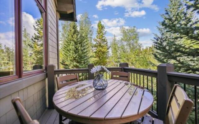 Cucumber Patch #44 Apartment