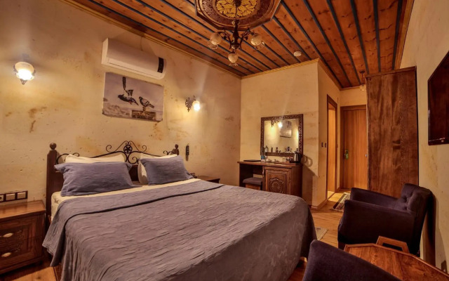 Milat Cave Hotel