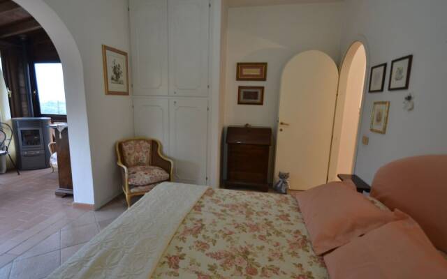 Tuscan Villa With Sea Views