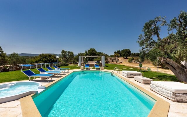2788 Masseria La Cazzigna by Perle di Puglia